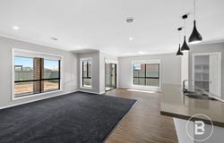 7 Zircon Street, Alfredton, Vic 3350