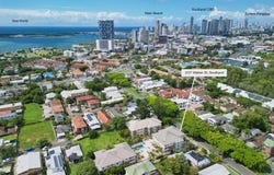 2/27-29 Walton Street, Southport, Qld 4215