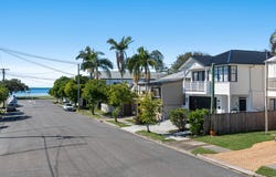 16 Chestnut Street, Wynnum, Qld 4178