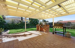 11 Range Court, Arundel, Qld 4214