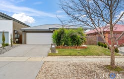 27 Hyslop Crescent, Casey, ACT 2913