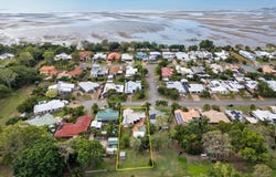 10 Pacific Avenue, Bushland Beach, Qld 4818