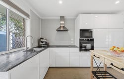 11 Capiten Court, Varsity Lakes, Qld 4227