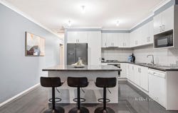 16A Lade Avenue, Kilsyth, Vic 3137