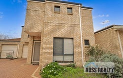 2/3 Stanbury Crescent, Morley, WA 6062