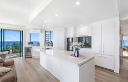 49/22 Montgomery Avenue, Main Beach, Qld 4217