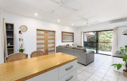 1 & 2/11 Pecten Avenue, Port Douglas, Qld 4877