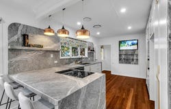20 Bredden Street, Chapel Hill, Qld 4069