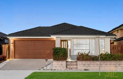 43 Bradman Drive, Cranbourne West, Vic 3977