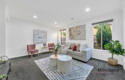34 Melington Drive, Lyndhurst, Vic 3975