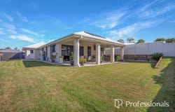 34 Panda Street, Southside, Qld 4570