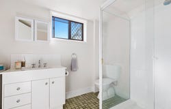 3/29 Ahern Street, Labrador, Qld 4215