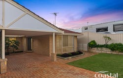 2/10 Nutans Court, Halls Head, WA 6210