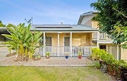 120 McIntosh Creek Road, Jones Hill, Qld 4570