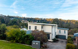 1/32 Berrambool Drive, Merimbula, NSW 2548