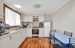 2/3 Plymouth Avenue, Pascoe Vale, Vic 3044