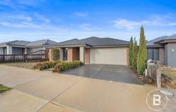 44 Kensington Boulevard, Smythes Creek, Vic 3351