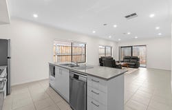 28 Holman Crescent, Bacchus Marsh, Vic 3340