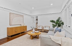 10 West Street, Coorparoo, Qld 4151