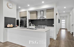 18 Praiano Avenue, Berwick, Vic 3806
