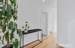 2/ 160 Clarence Street, Bellerive, Tas 7018