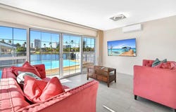 1/33 Sunrise Boulevard, Surfers Paradise, Qld 4217