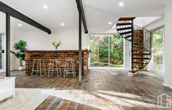16 Lalor Drive, Springwood, NSW 2777