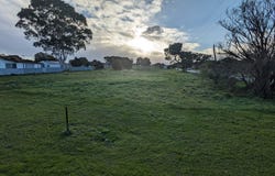 240-242 Wharf Street, Queens Park, WA 6107