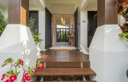 42 Mcbride Street, Redlynch, Qld 4870