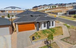 230 Stonehill Drive, Maddingley, Vic 3340