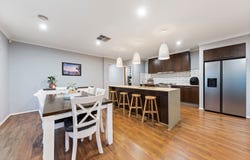 20 Waterside Drive, Pakenham, Vic 3810