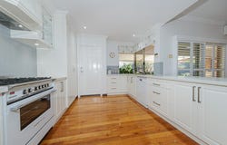 12 Chatsworth Gate, Canning Vale, WA 6155