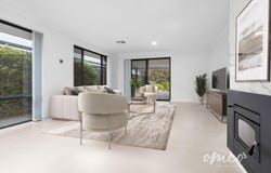 36 West Churchill Avenue, Lake Coogee, WA 6166