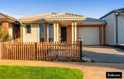22 Viola Drive, Rockbank, Vic 3335