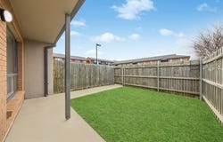 24/141 Mapleton Avenue, Harrison, ACT 2914