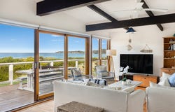 84 Mitchell Parade, Mollymook Beach, NSW 2539
