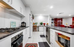 728 Centaur Road, Hamilton Valley, NSW 2641