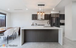 5 Eulinga Street, Mickleham, Vic 3064