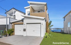 35 Marks Parade, Marks Point, NSW 2280