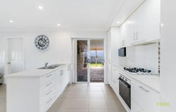 4 Kuruman Street, Scarness, Qld 4655
