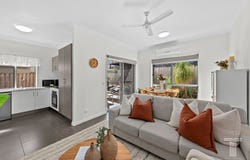 2/20 Troubridge Street, Mount Gravatt East, Qld 4122