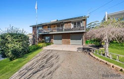 4 Coogee Place, Tuross Head, NSW 2537