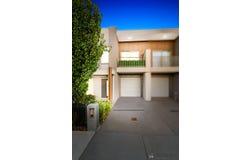 16 Sarette Retreat, Truganina, Vic 3029