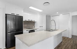12 Samphire Street, Eli Waters, Qld 4655