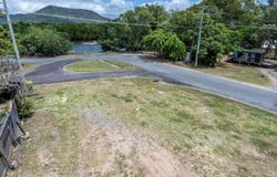 48 Barron River Esplanade, Machans Beach, Qld 4878