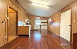 38-40 King St, Howard, Qld 4659