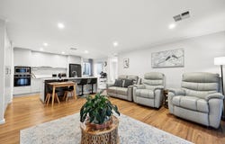 18/97-107 Canterbury Road, Victor Harbor, SA 5211