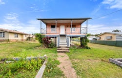 11 Dear Street, Gin Gin, Qld 4671