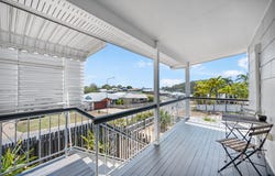 10 Pandanus Avenue, Kin Kora, Qld 4680
