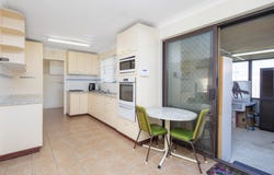 379 Holmes Road, Forrestfield, WA 6058